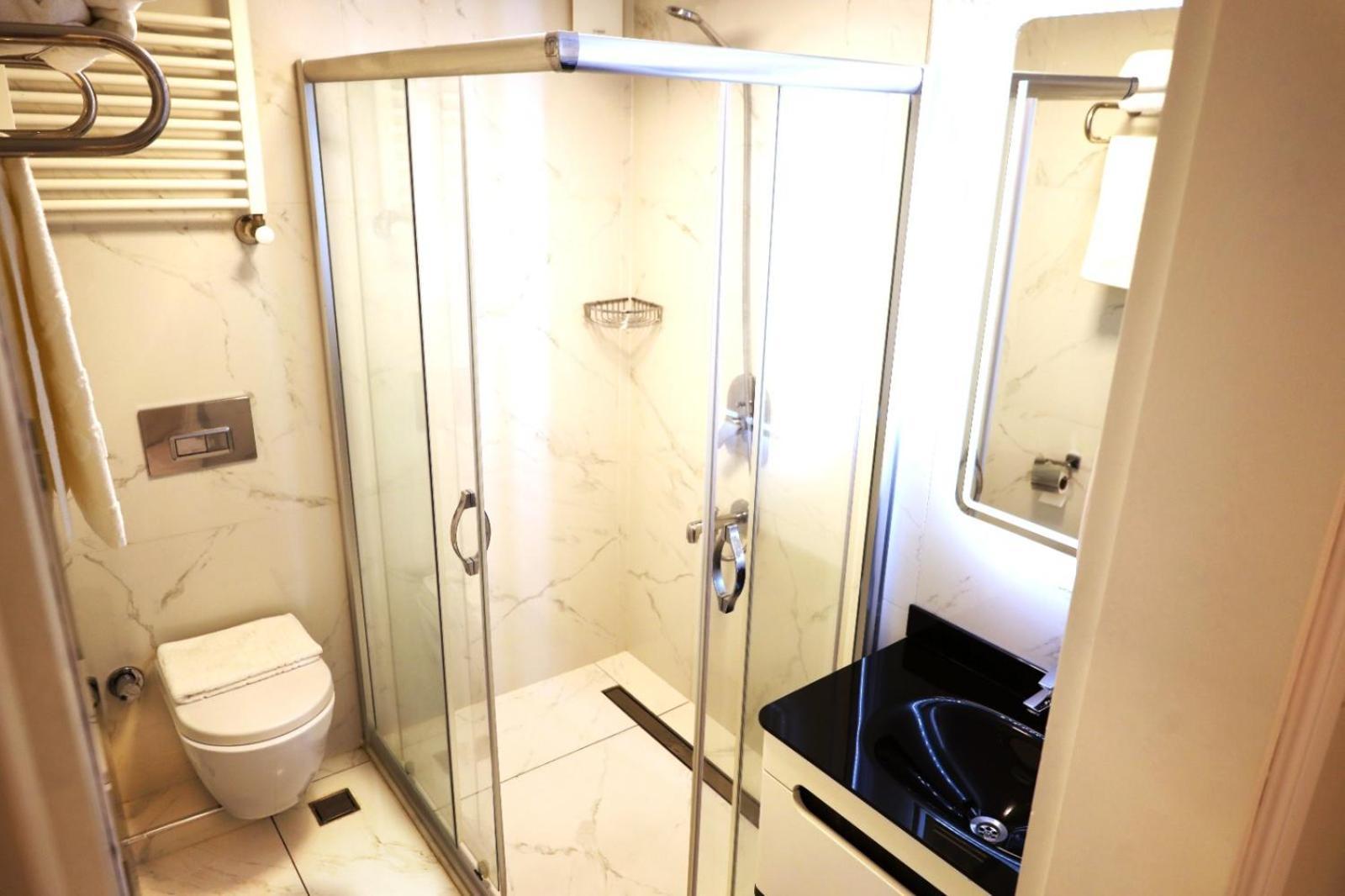 Bakirkoy Tashan Business & Airport Hotel Estambul Exterior foto